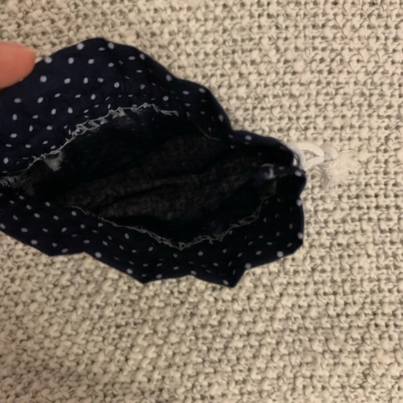 American Eagle earring dust bag - Picture 2 of 2